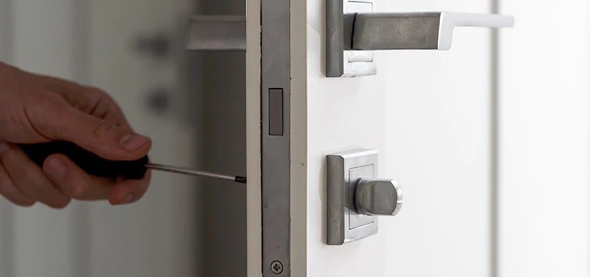 Key Programming Locksmith Open Now in Shasta Lake, California